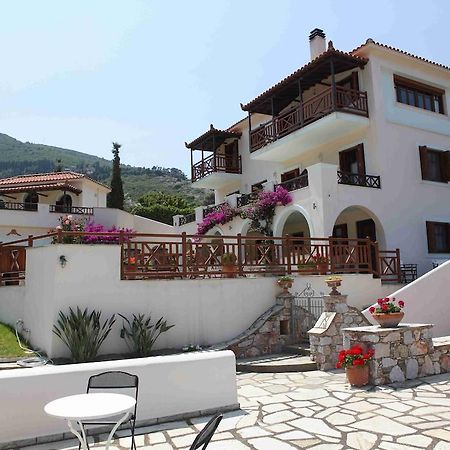 Pleoussa Studio&Apartments Skopelos Extérieur photo