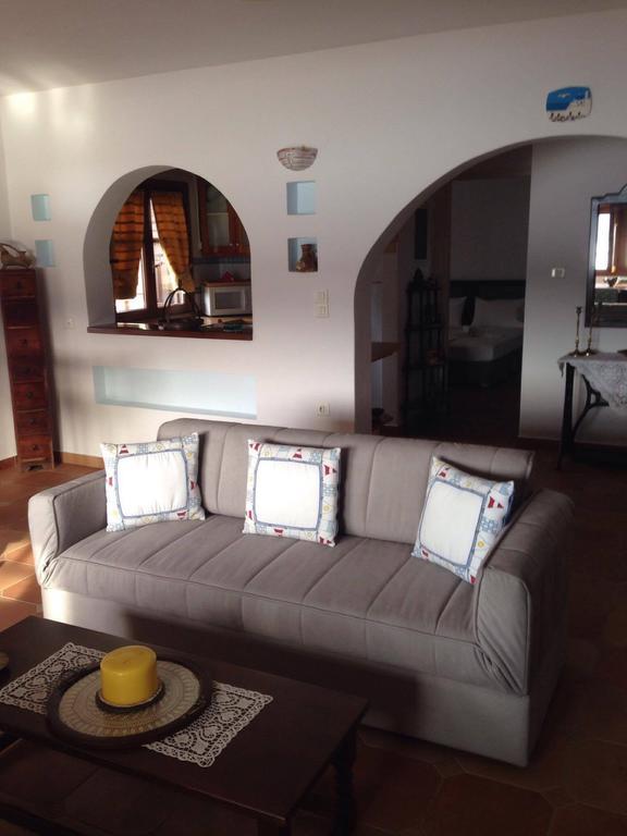 Pleoussa Studio&Apartments Skopelos Extérieur photo