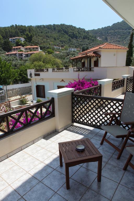 Pleoussa Studio&Apartments Skopelos Extérieur photo
