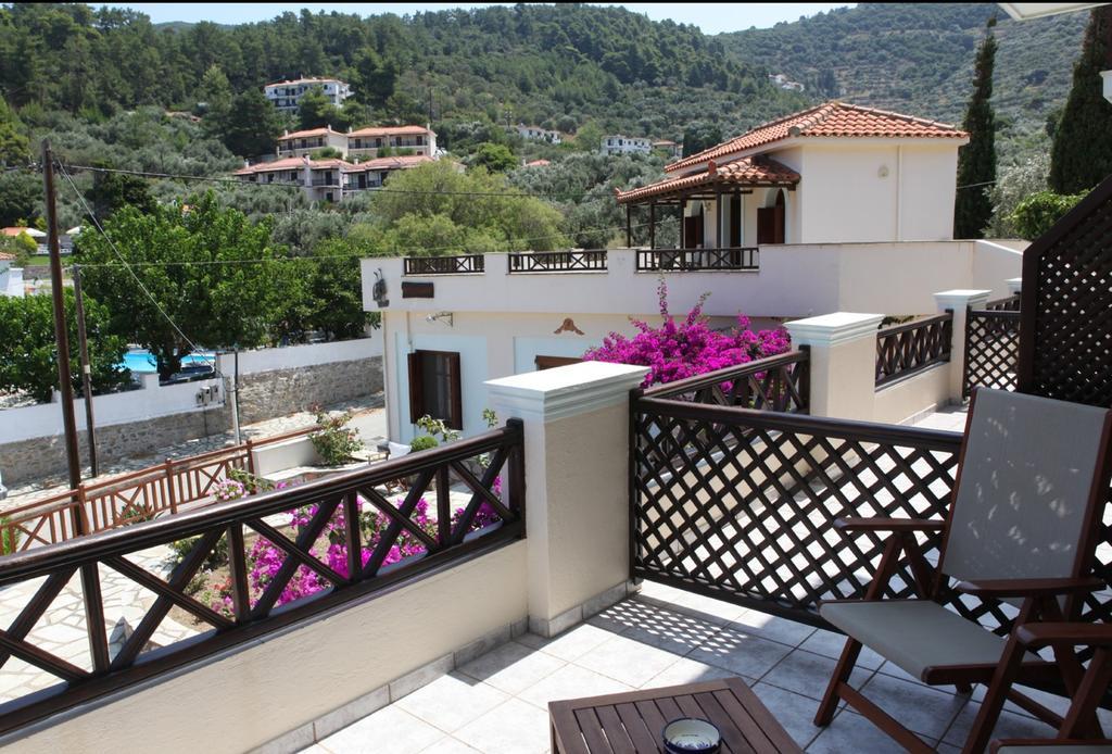 Pleoussa Studio&Apartments Skopelos Extérieur photo