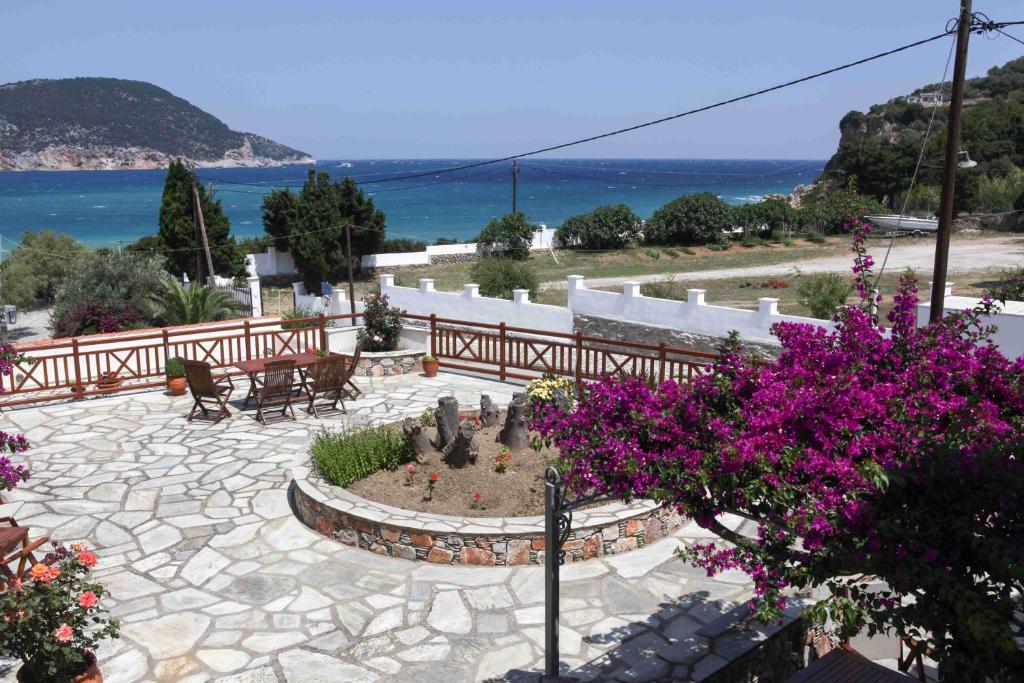 Pleoussa Studio&Apartments Skopelos Extérieur photo