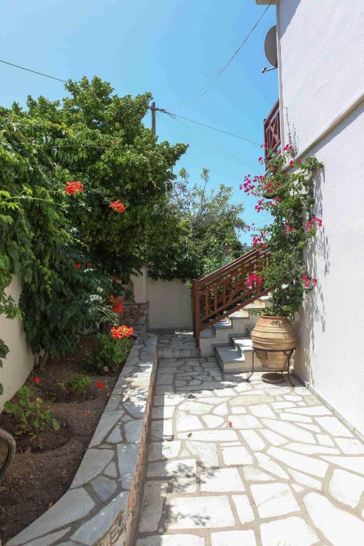 Pleoussa Studio&Apartments Skopelos Extérieur photo