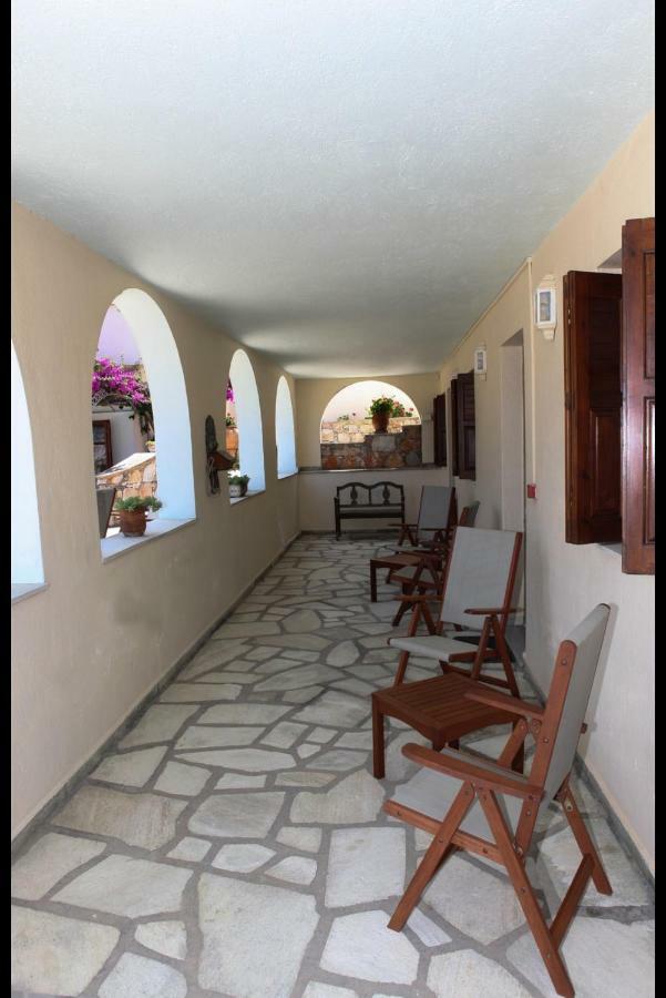 Pleoussa Studio&Apartments Skopelos Extérieur photo